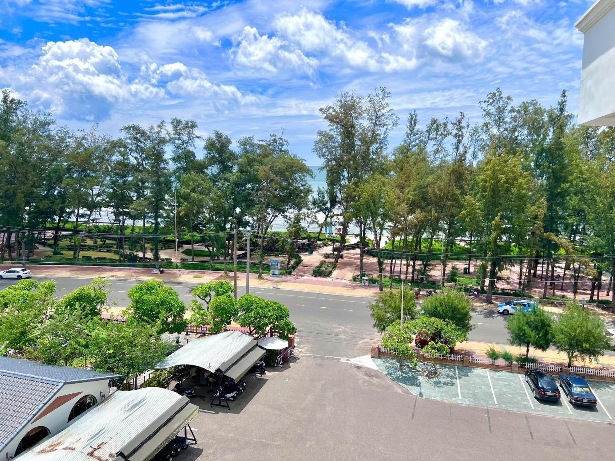 Hotel Khach San Binh Minh Phan Thiet Exterior foto