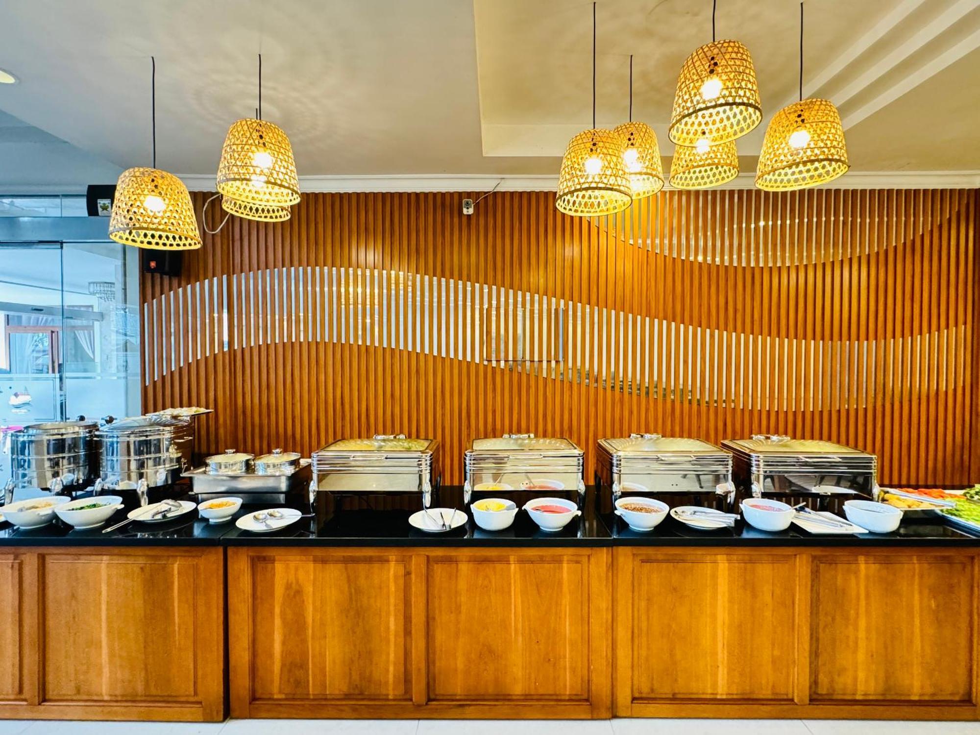 Hotel Khach San Binh Minh Phan Thiet Exterior foto