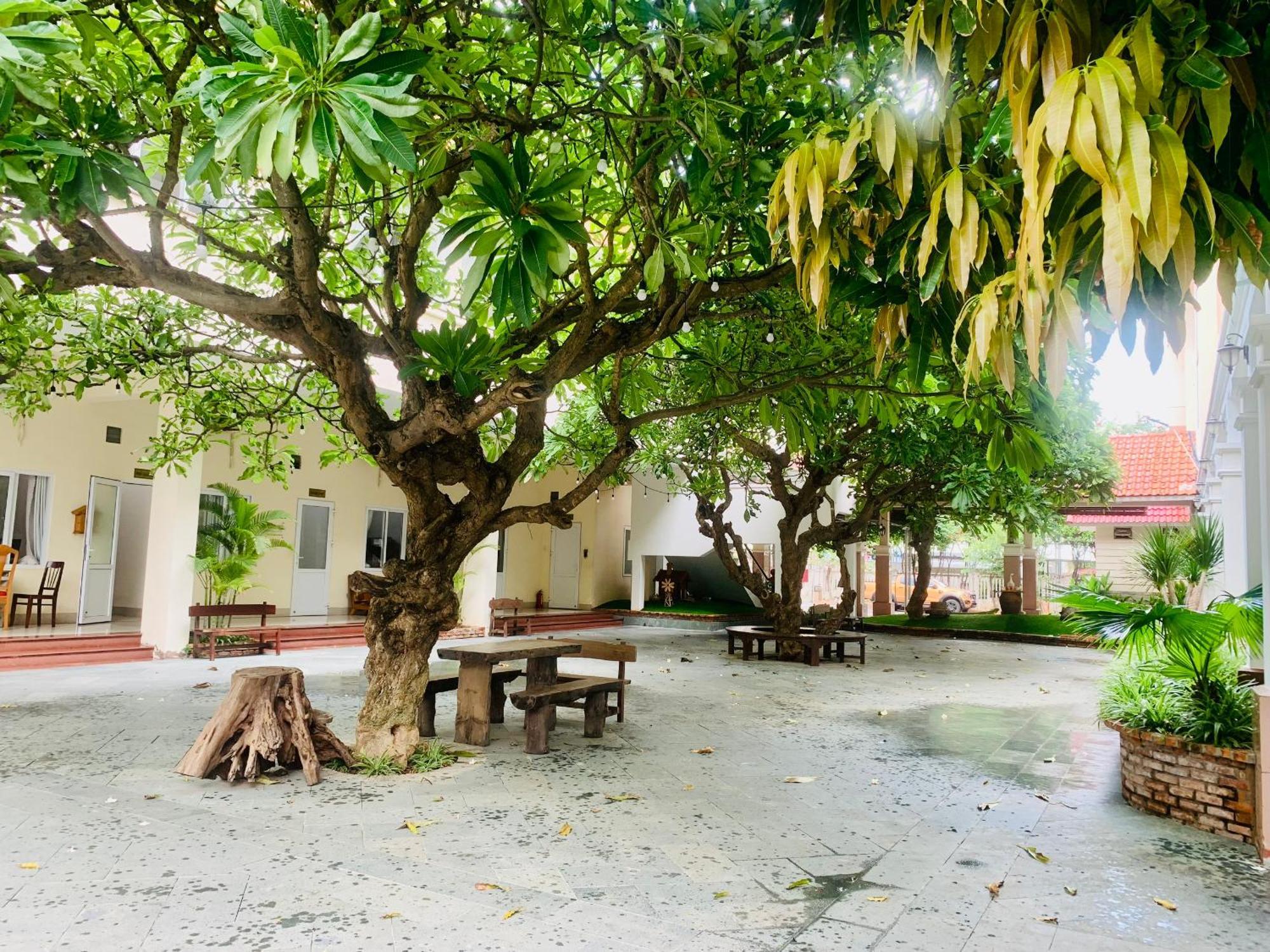 Hotel Khach San Binh Minh Phan Thiet Exterior foto